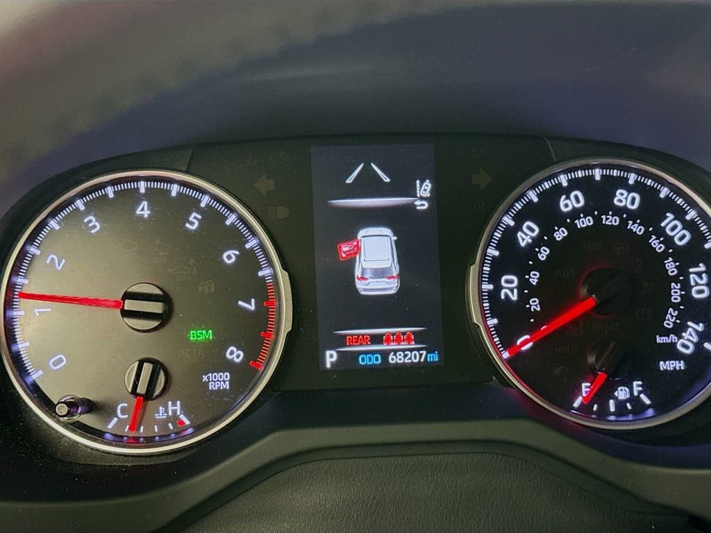 Certified 2020 Toyota RAV4 XLE Premium FWD image 13