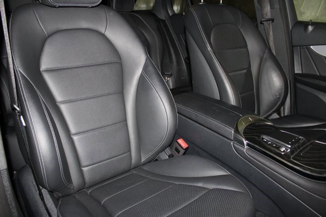 Certified 2022 Mercedes-Benz GLC 300 4MATIC image 4