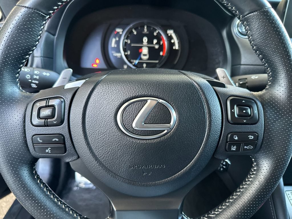 Used 2025 Lexus IS 350 F Sport RWD image 21
