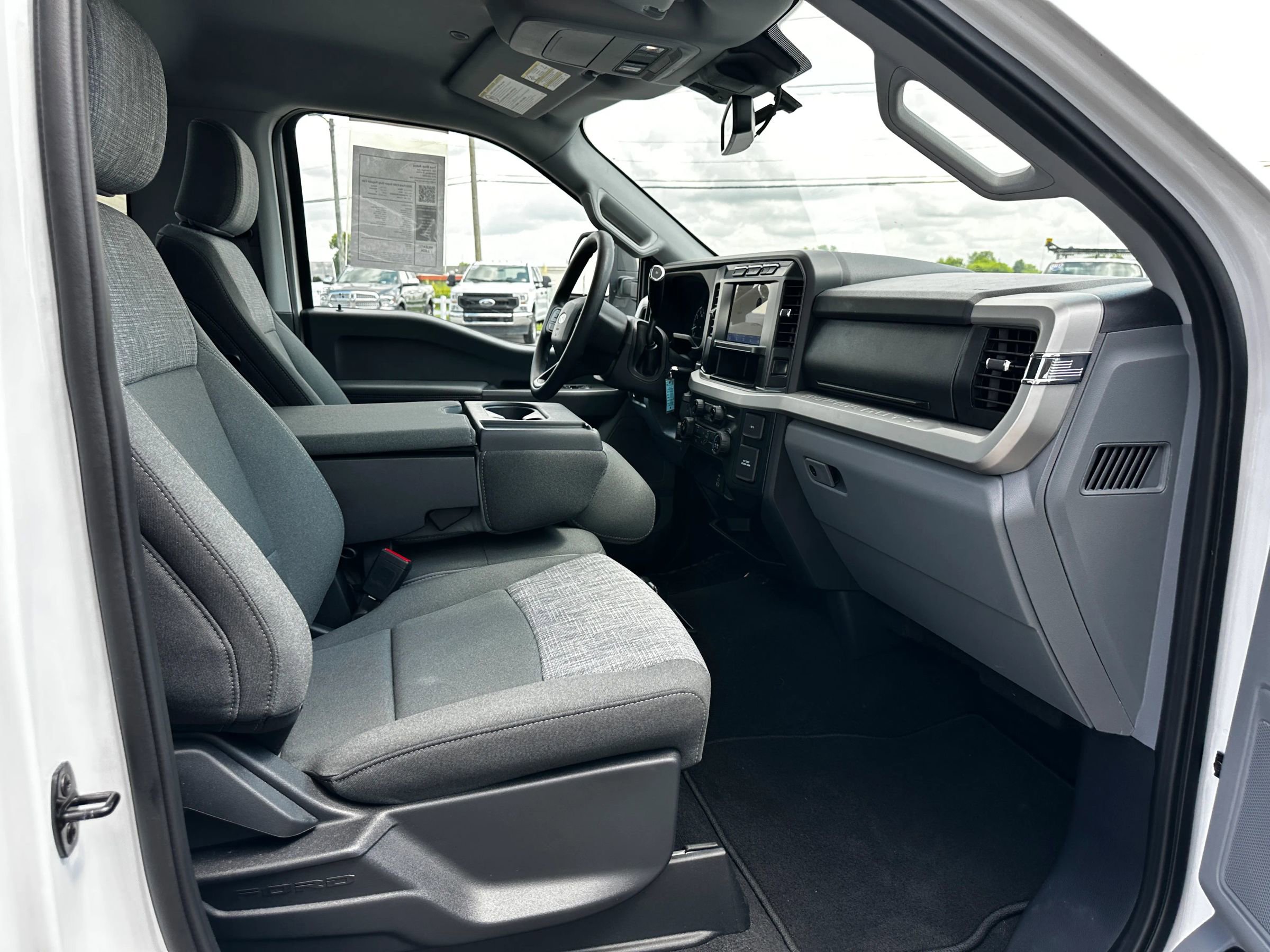 Used 2023 Ford F250 XLT w/ 360-Degree Camera Package image 35