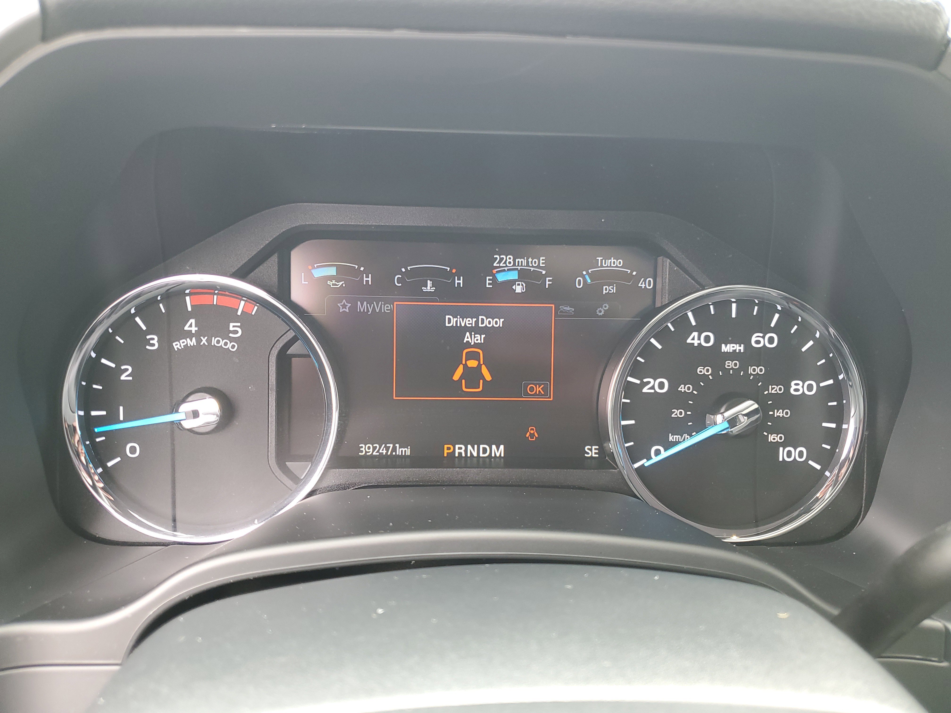 Used 2022 Ford F350 Lariat w/ Black Appearance Package AWD/4WD image 27