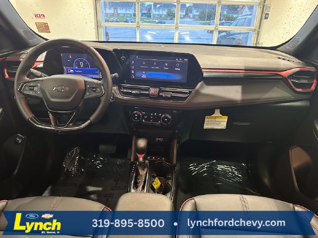 Used 2025 Chevrolet TrailBlazer RS w/ Convenience Package AWD/4WD image 8