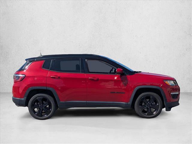 Used 2018 Jeep Compass Latitude w/ Popular Equipment Group FWD image 4