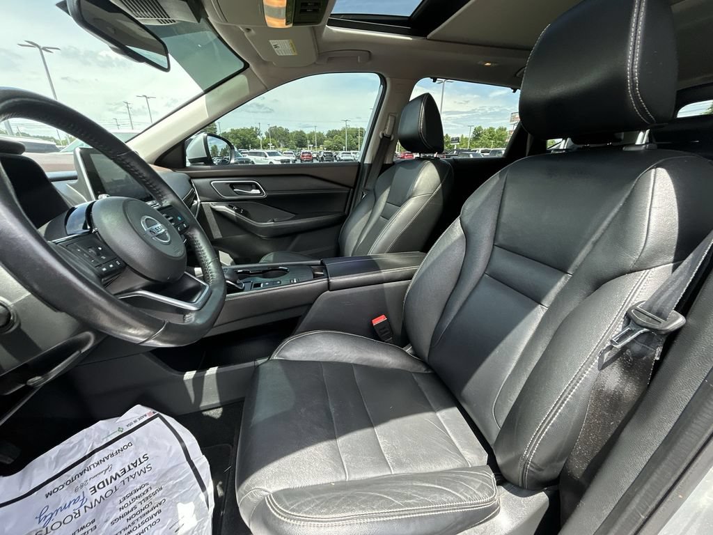 Used 2021 Nissan Rogue SL FWD image 17