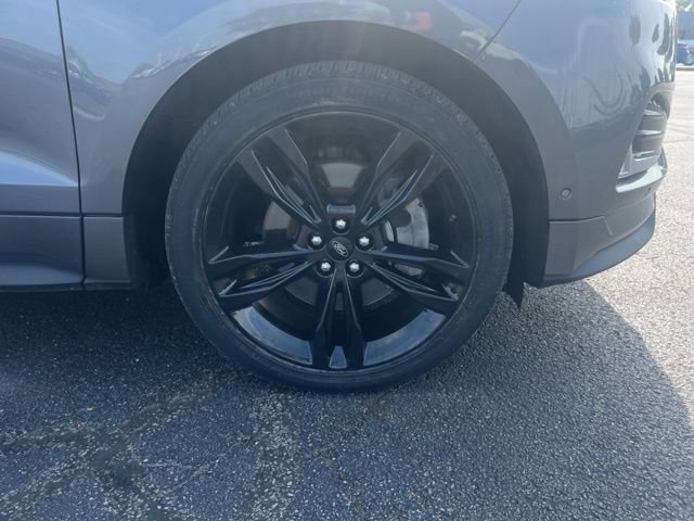 Used 2022 Ford Edge ST w/ Equipment Group 401A image 5