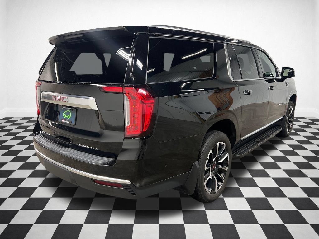 Certified 2023 GMC Yukon XL Denali w/ Advanced Technology Package AWD/4WD image 9