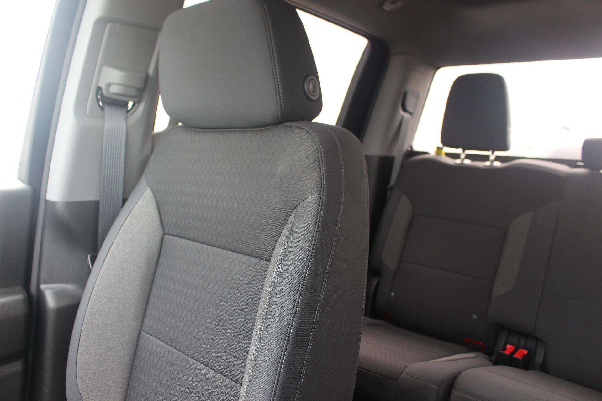 New 2025 Chevrolet Silverado 1500 Custom Trail Boss w/ LPO, Dark Essentials Package image 17