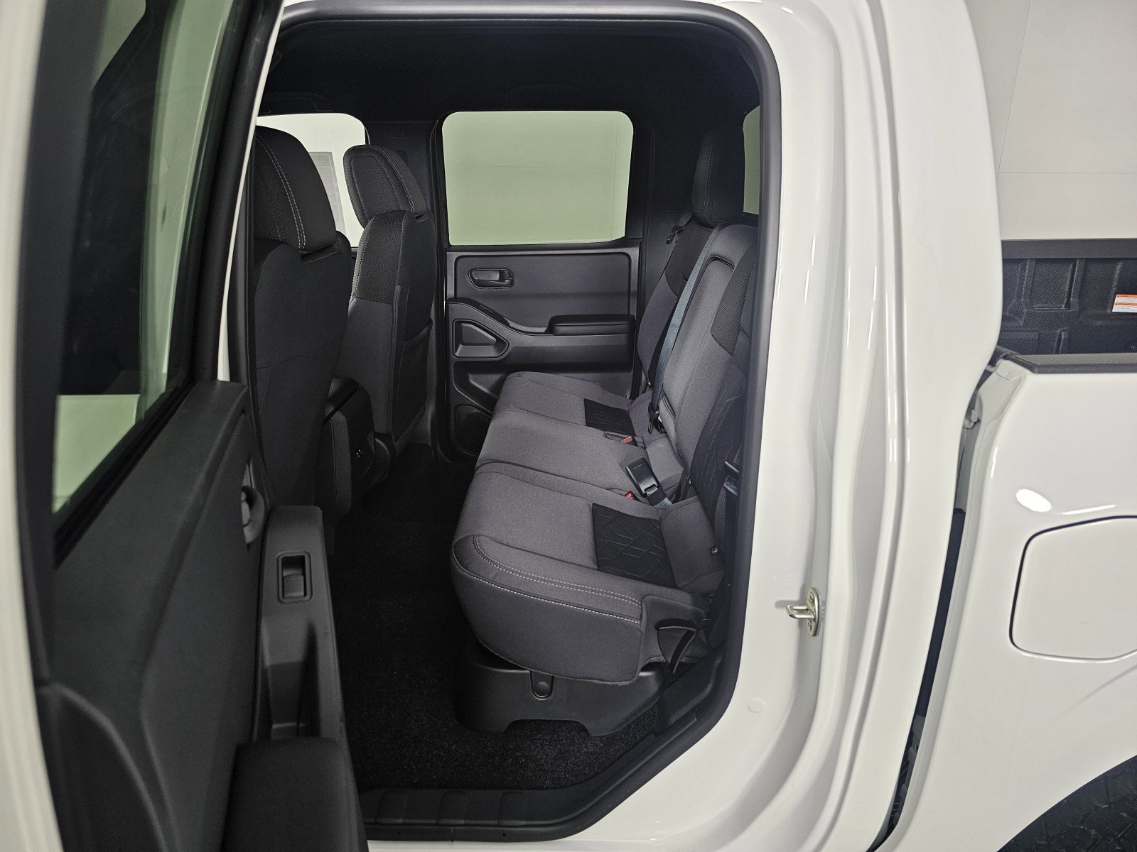 New 2026 Nissan Frontier SV image 19
