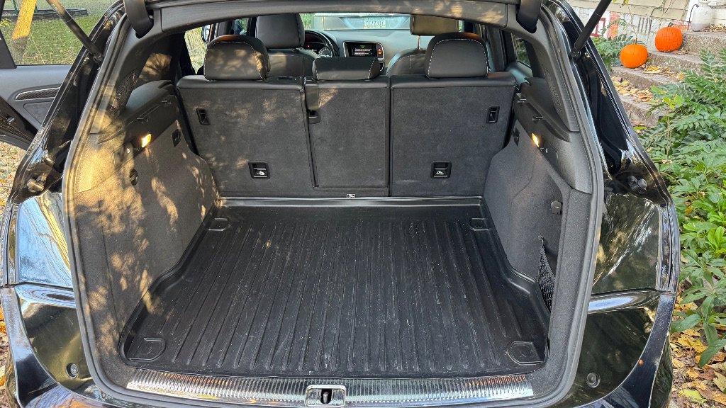 Used 2016 Audi SQ5 Premium Plus w/ Technology Package image 12