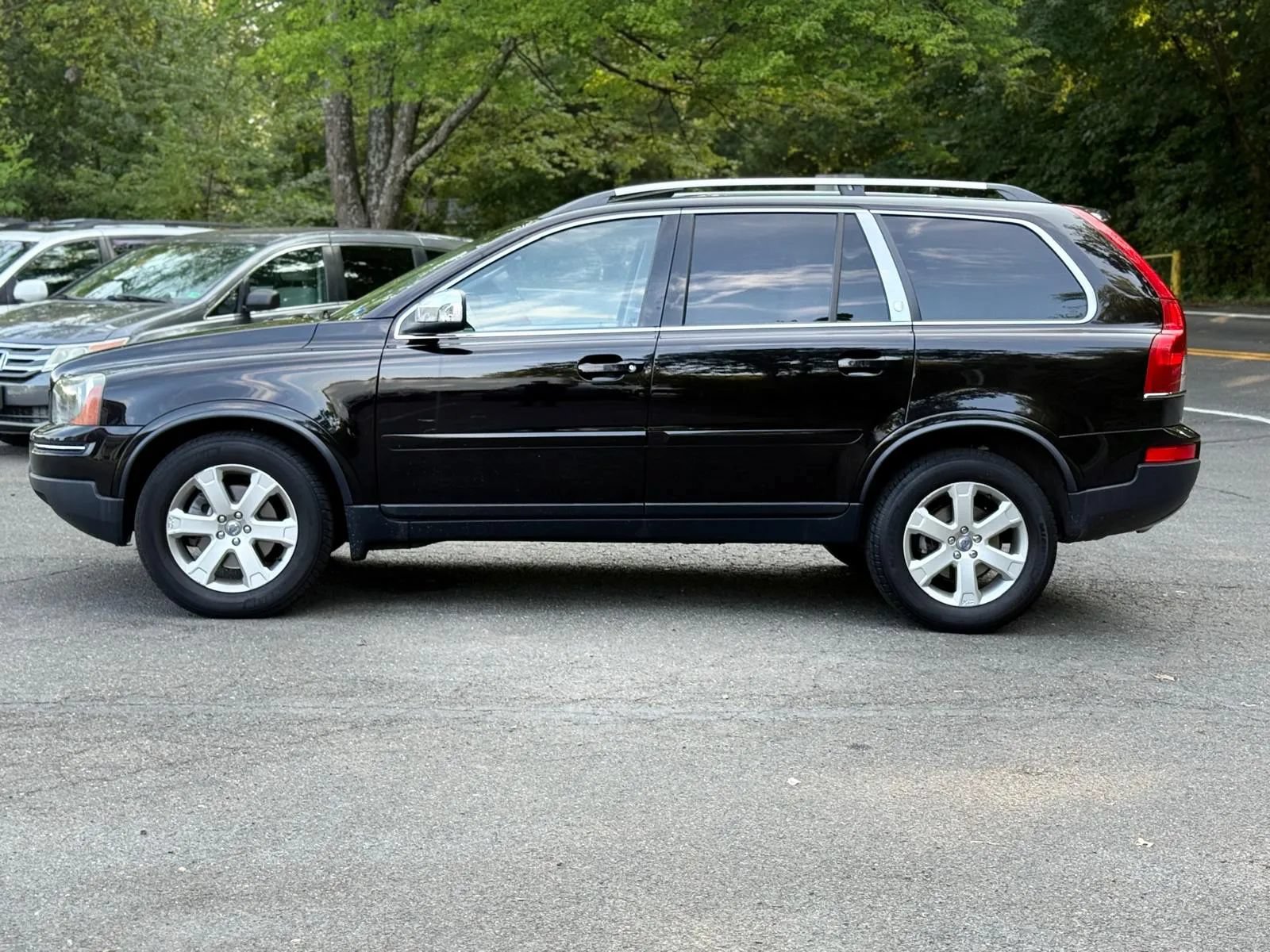 Used 2010 Volvo XC90 V8 AWD/4WD image 4