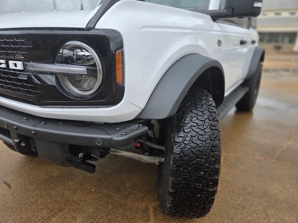 Used 2023 Ford Bronco Wildtrak AWD/4WD image 9