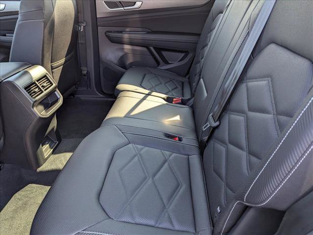 New 2026 Volkswagen Atlas Cross Sport SE FWD image 24