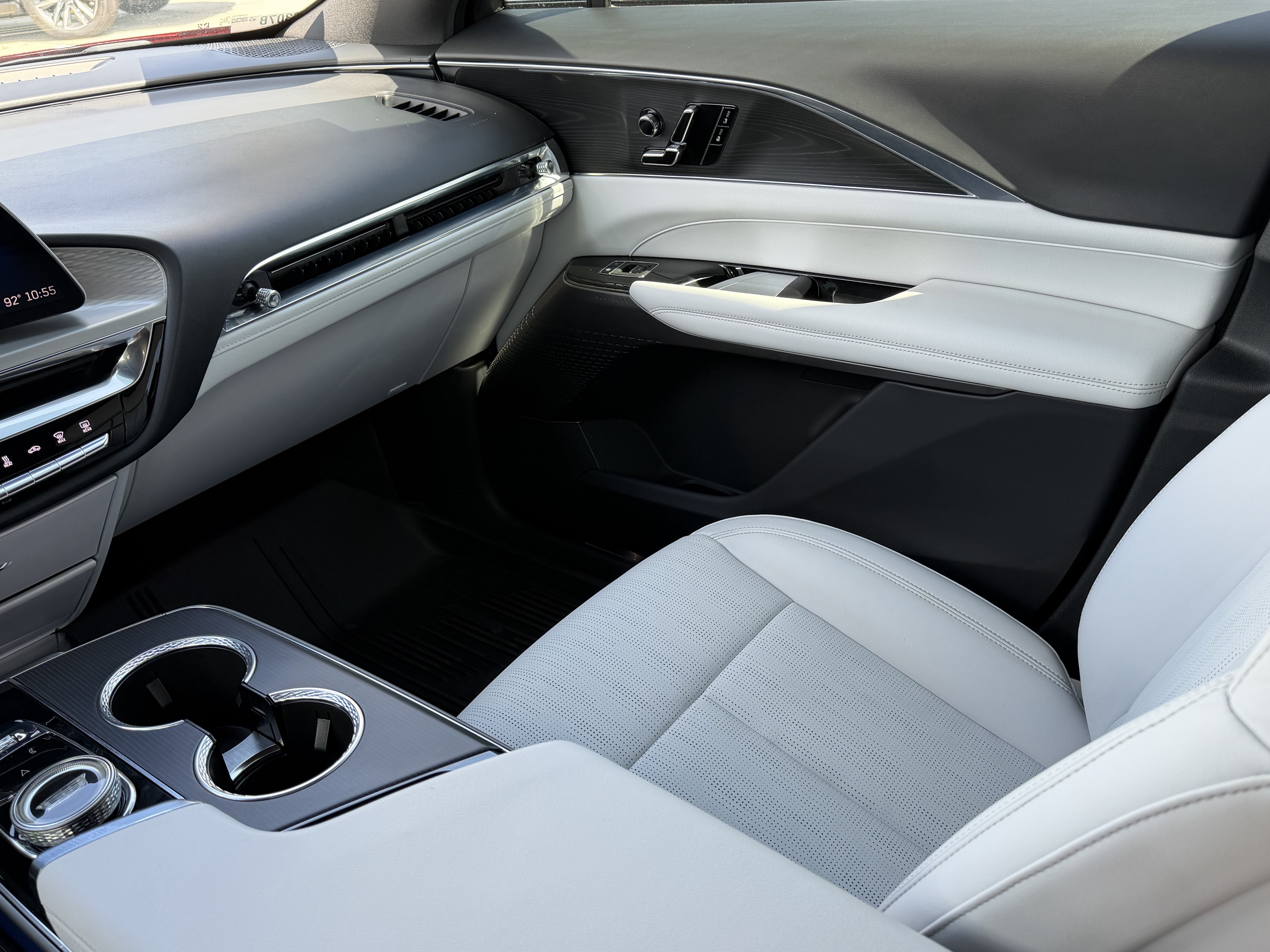 Certified 2024 Cadillac Lyriq Sport w/ LPO, Floor Liner Package RWD image 13