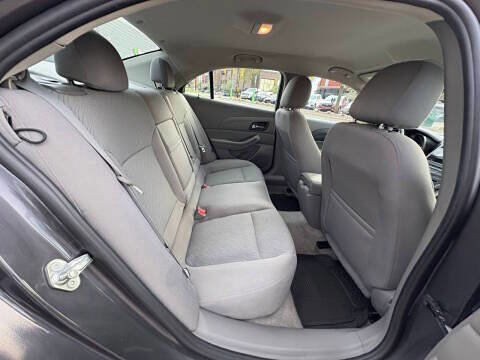 Used 2013 Chevrolet Malibu LS w/ Protection Package image 16