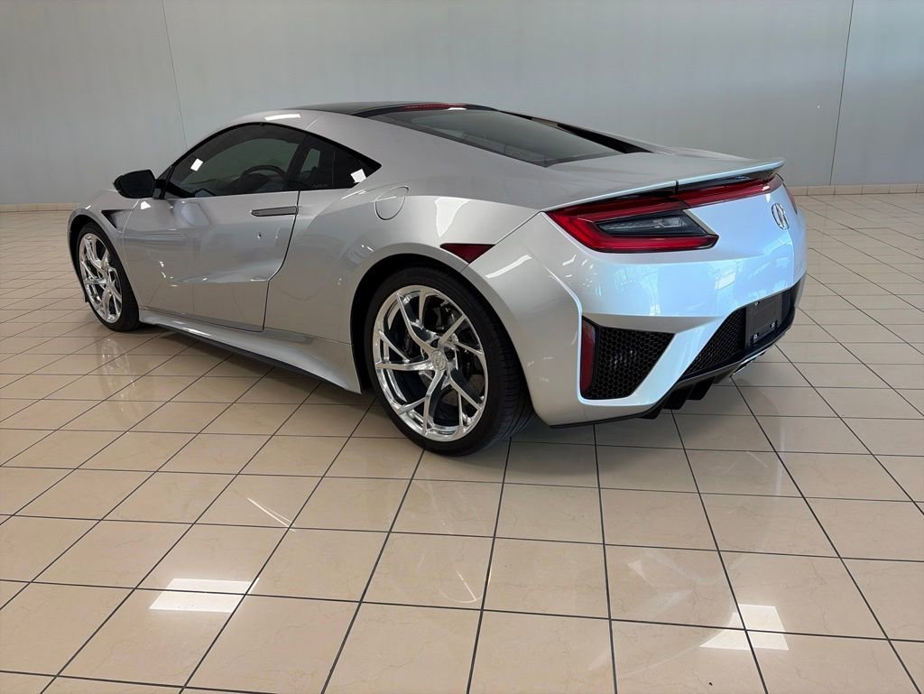 Used 2017 Acura NSX AWD/4WD image 5