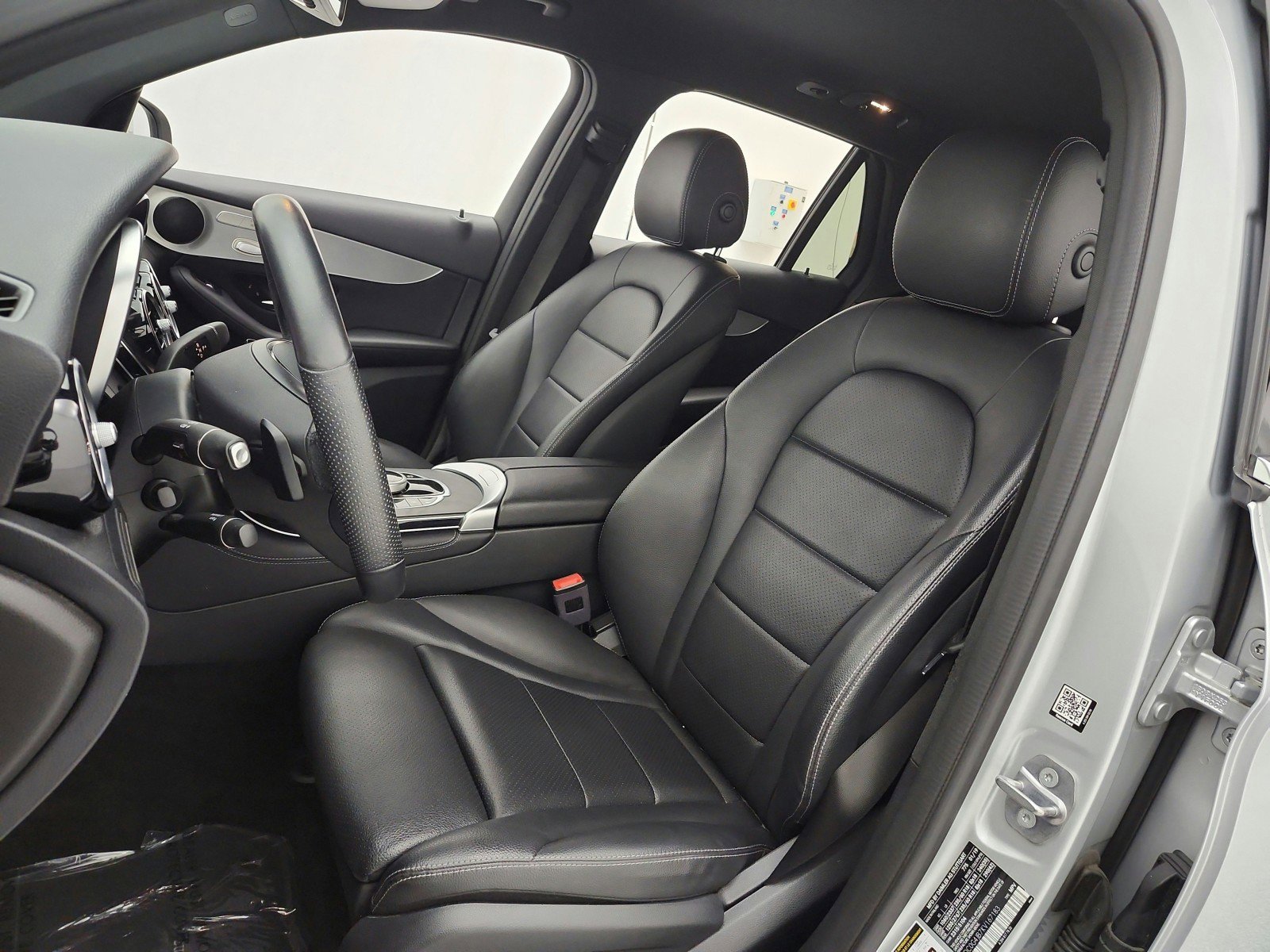 Used 2019 Mercedes-Benz GLC 300 image 10