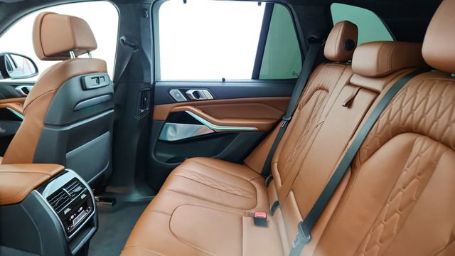 Used 2023 BMW X5 M50i w/ Executive Package image 29