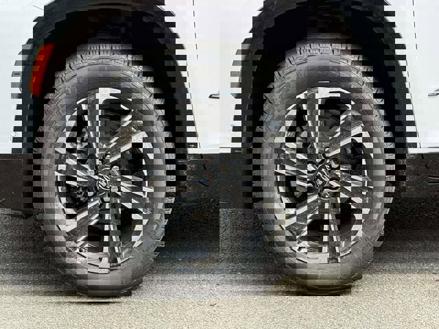 New 2026 Buick Enclave Sport Touring w/ Super Cruise Package image 7