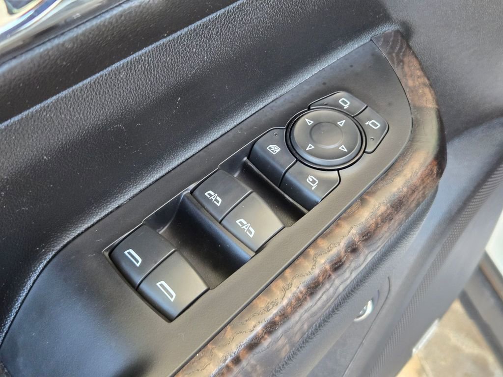 Used 2023 GMC Acadia Denali FWD image 11