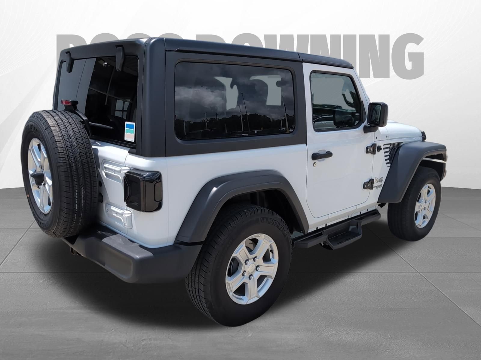 Used 2021 Jeep Wrangler Sport AWD/4WD image 3