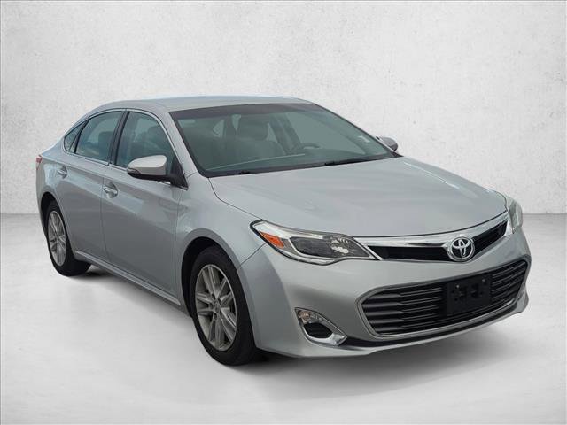 Used 2014 Toyota Avalon XLE FWD image 3