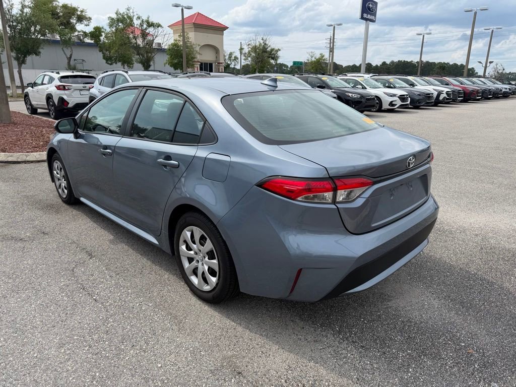 Used 2022 Toyota Corolla LE FWD image 7