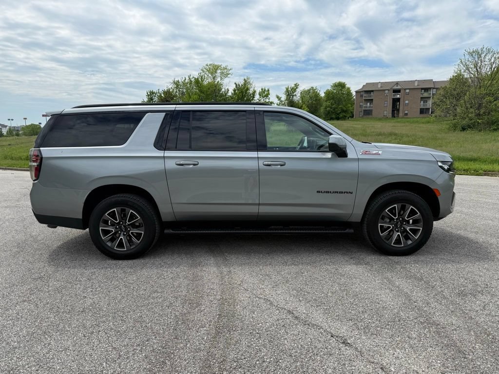 Used 2023 Chevrolet Suburban Z71 AWD/4WD image 21