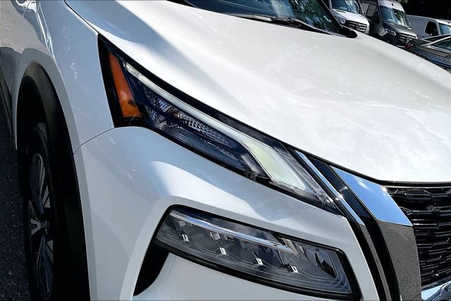 Used 2023 Nissan Rogue SV w/ SV Premium Package AWD/4WD image 24