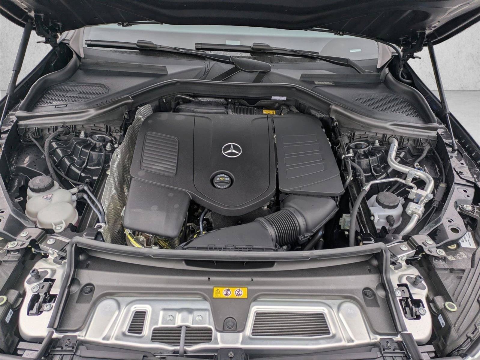 New 2026 Mercedes-Benz GLC 300 4MATIC image 23