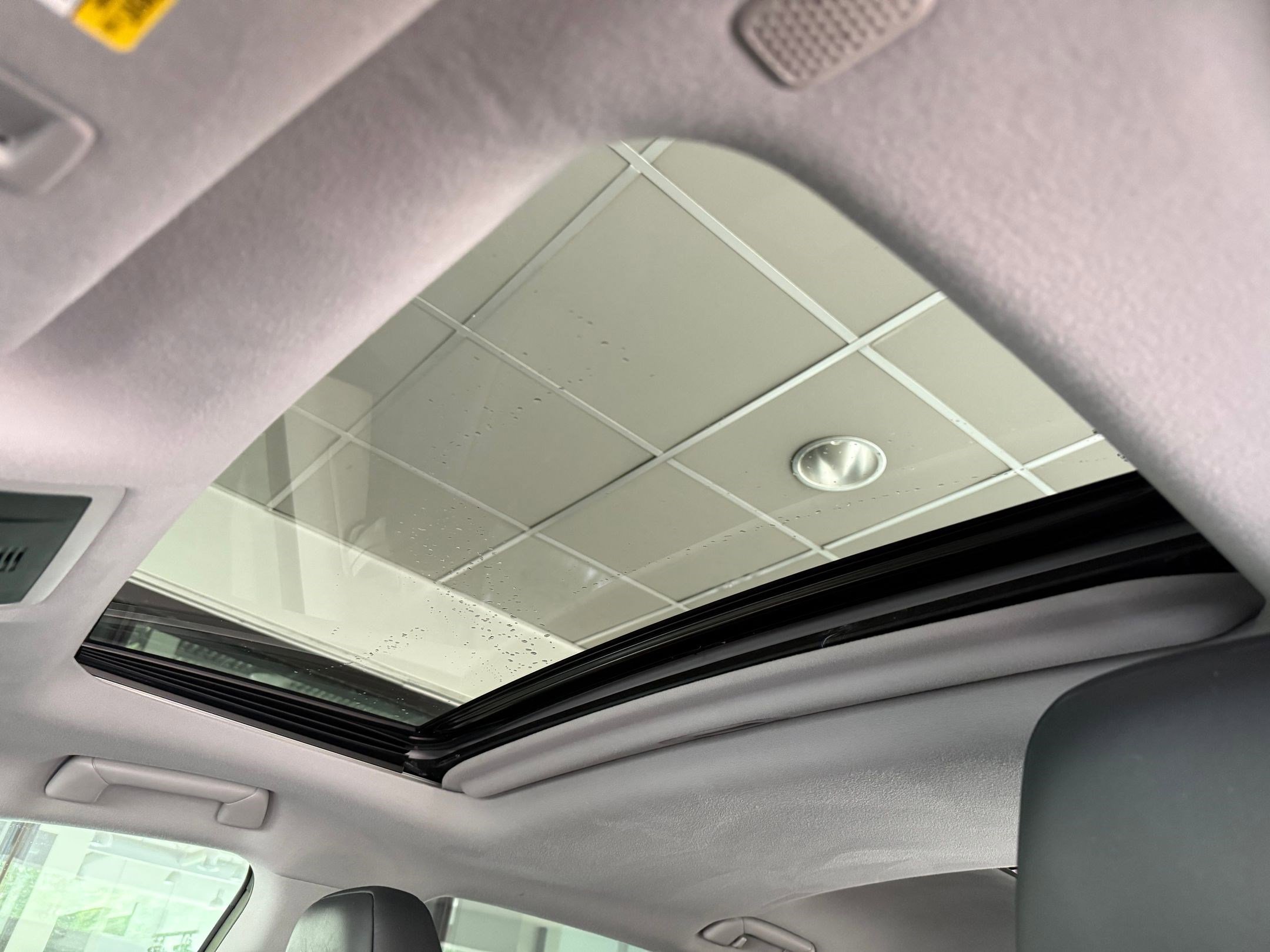 Used 2019 Lexus RX 450h AWD w/ Navigation Package image 12