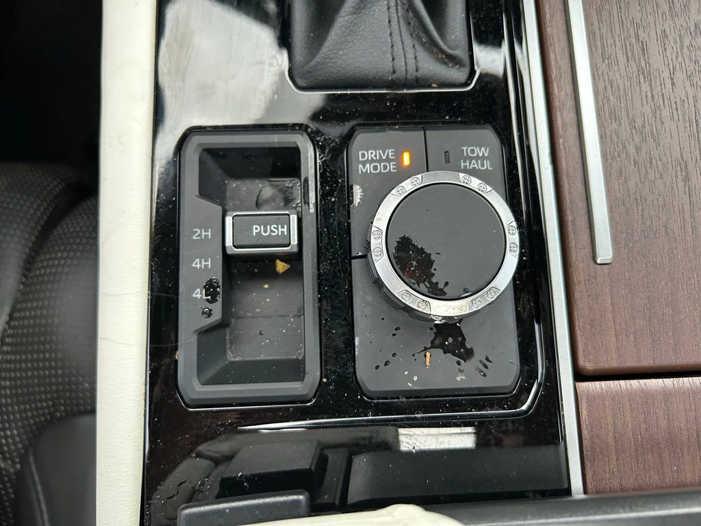 Used 2024 Toyota Sequoia Capstone image 30