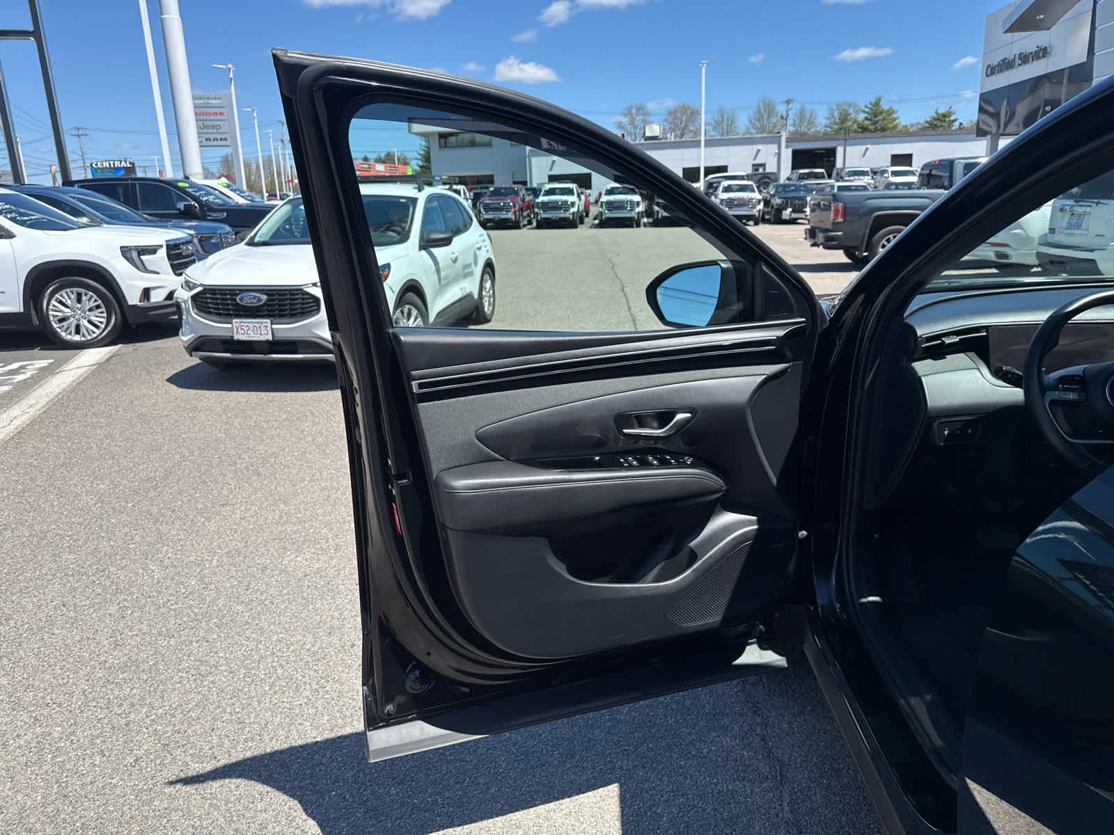 Used 2023 Hyundai Santa Cruz Limited AWD/4WD image 13