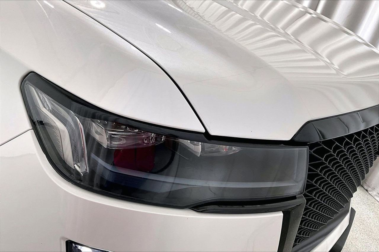 Used 2023 Cadillac Escalade ESV Sport w/ LPO, ONYX Package image 12