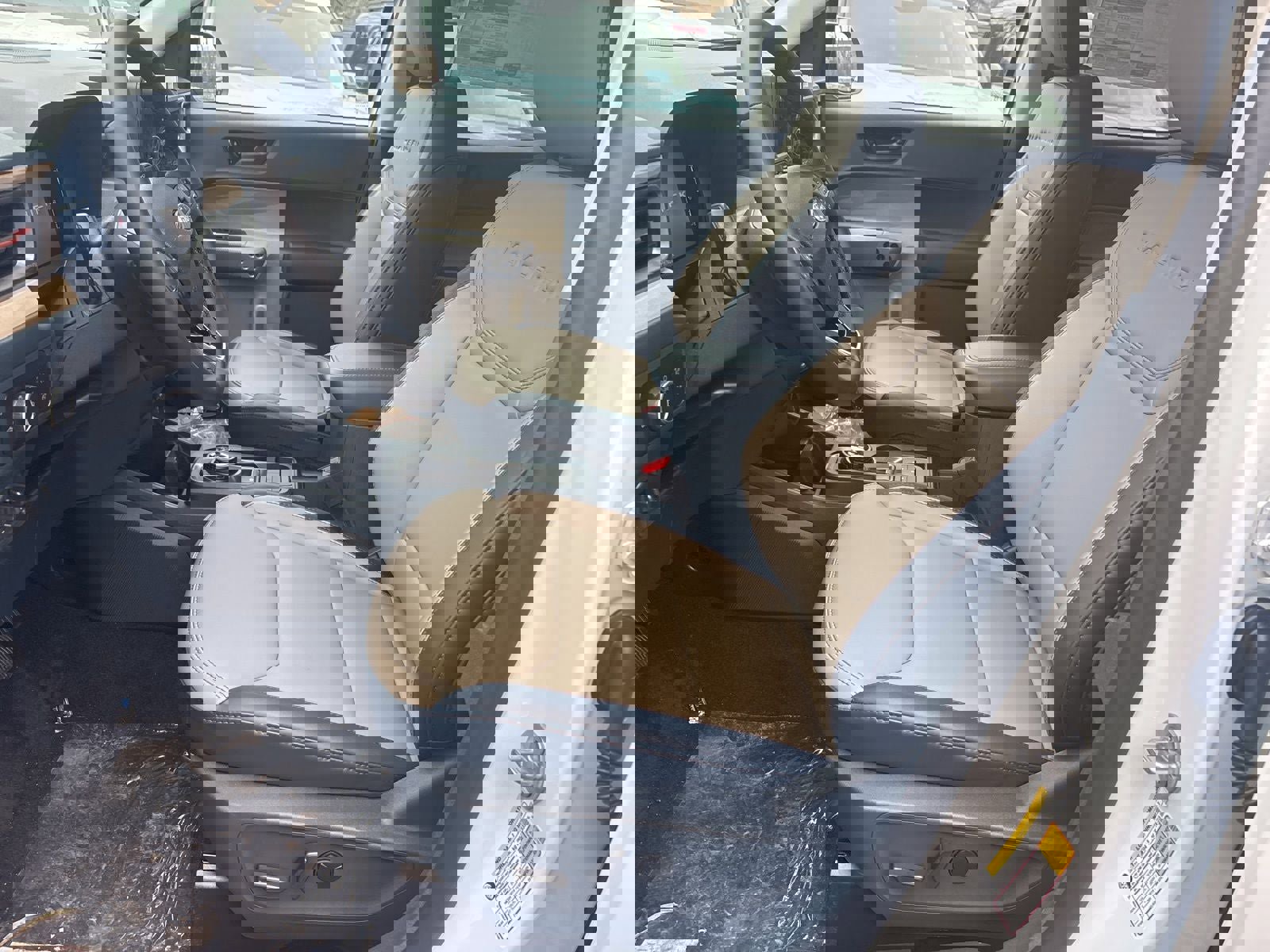 New 2026 Ford Maverick Lariat image 12