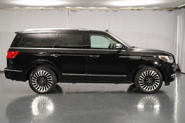 Used 2019 Lincoln Navigator Black Label AWD/4WD image 9