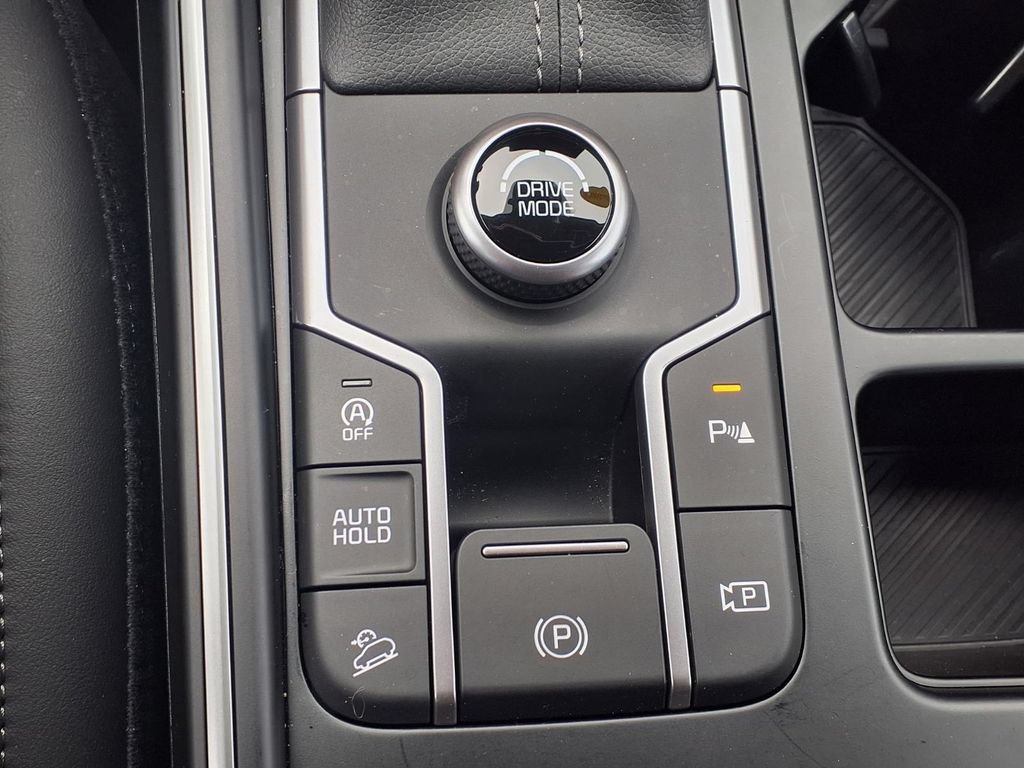 Certified 2026 Kia Sorento S FWD image 8