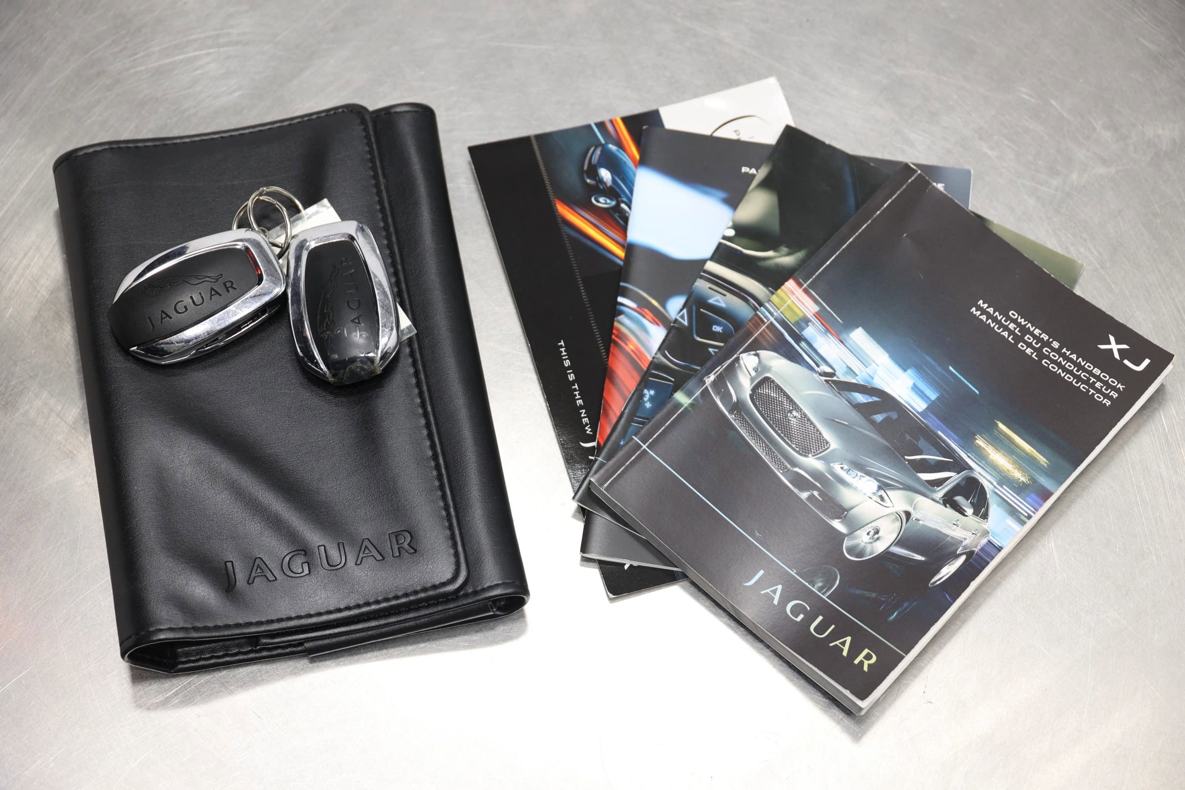 Used 2011 Jaguar XJ Supercharged image 5