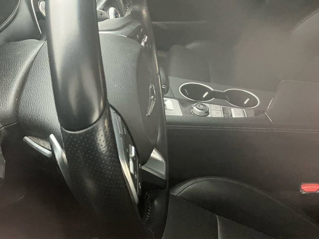 Used 2020 Genesis G70 2.0T image 7