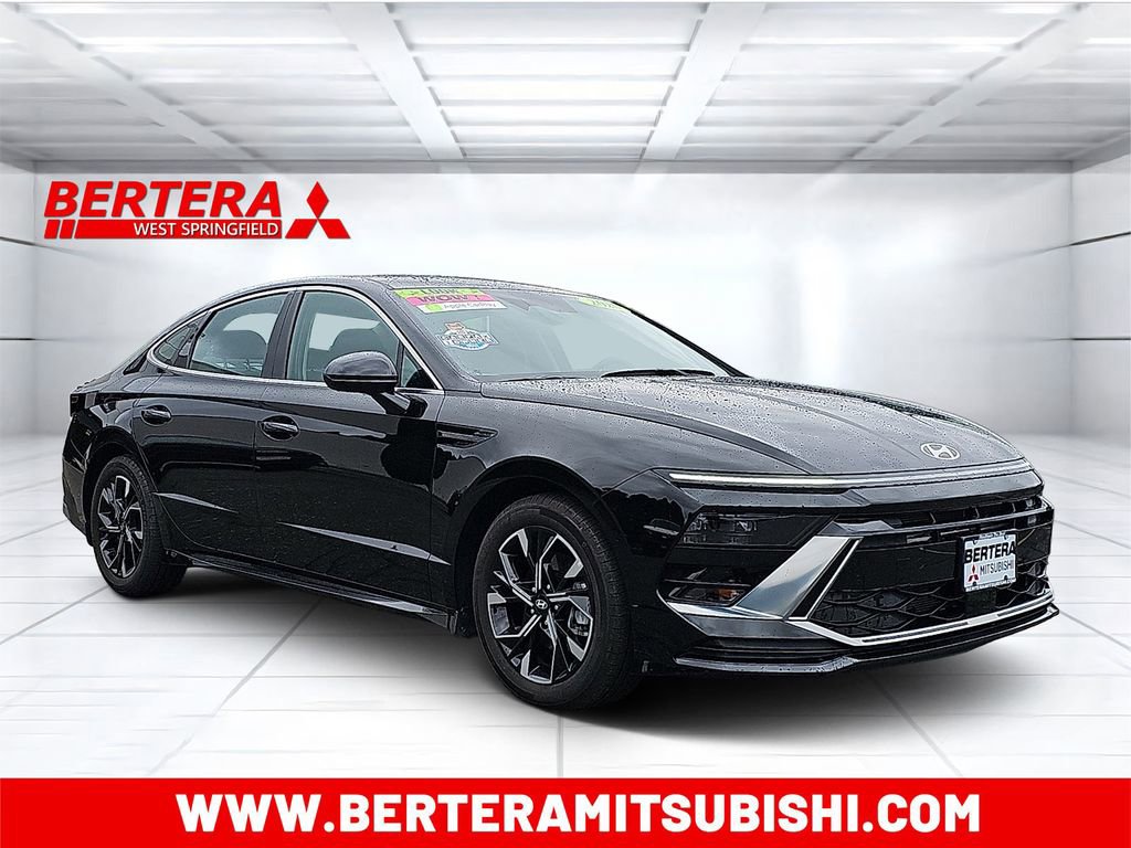 Used 2024 Hyundai Sonata SEL AWD/4WD image 1