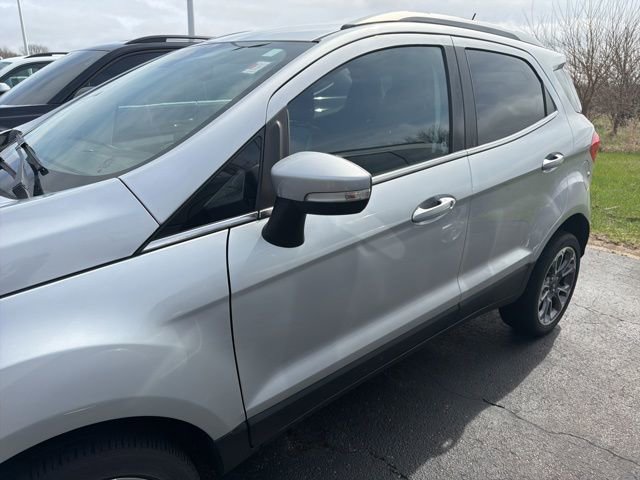 Used 2022 Ford EcoSport Titanium image 2