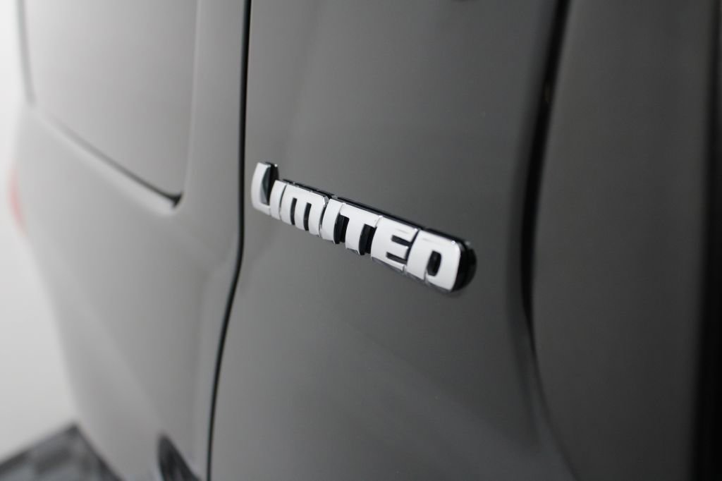 Used 2011 Toyota Sequoia Limited image 10