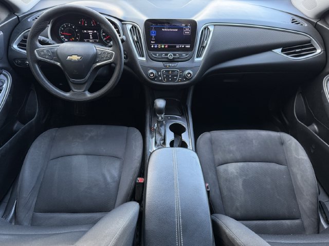 Used 2022 Chevrolet Malibu LT FWD image 11
