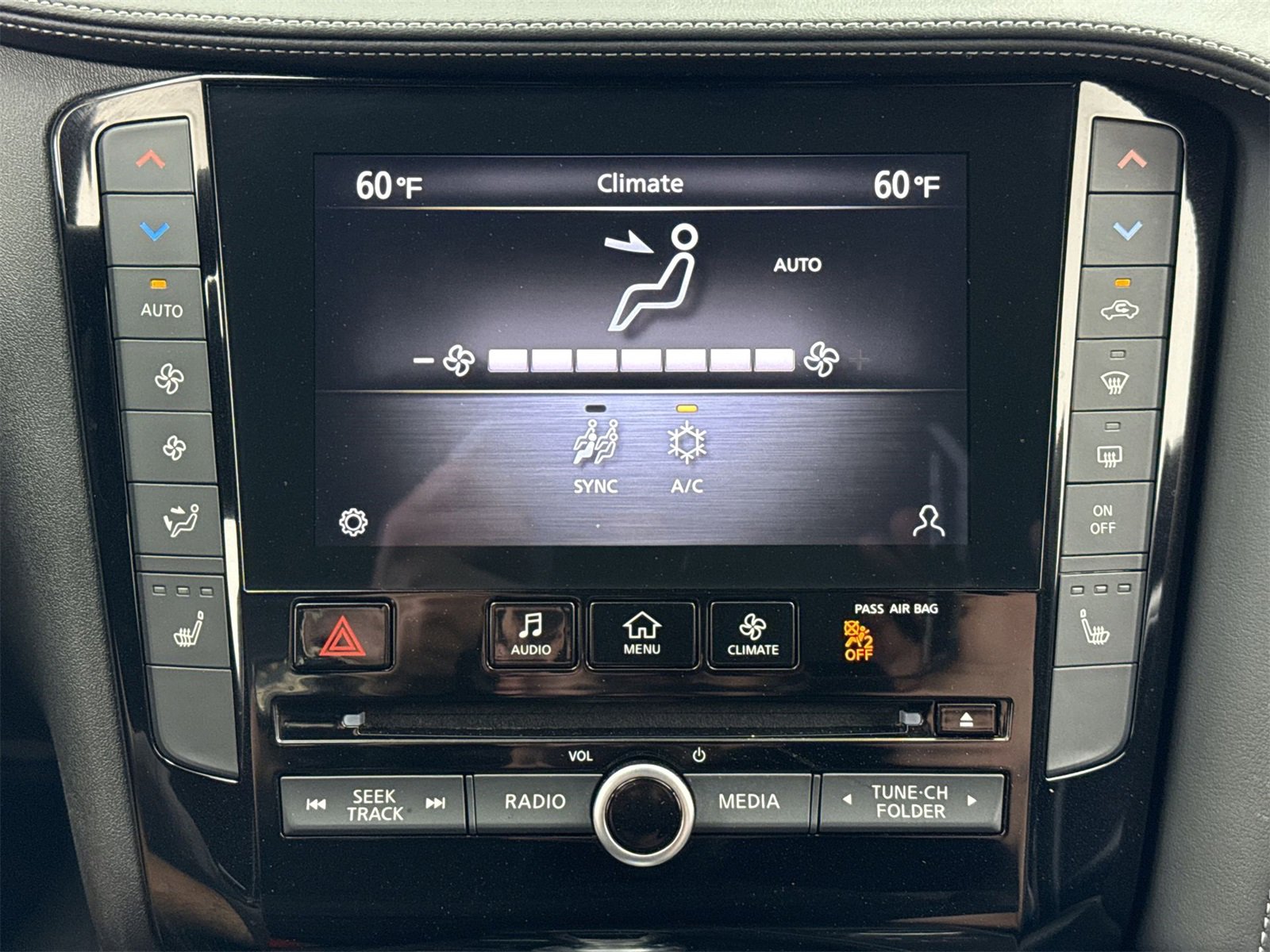 Used 2022 INFINITI QX50 Luxe w/ Appearance Package image 26