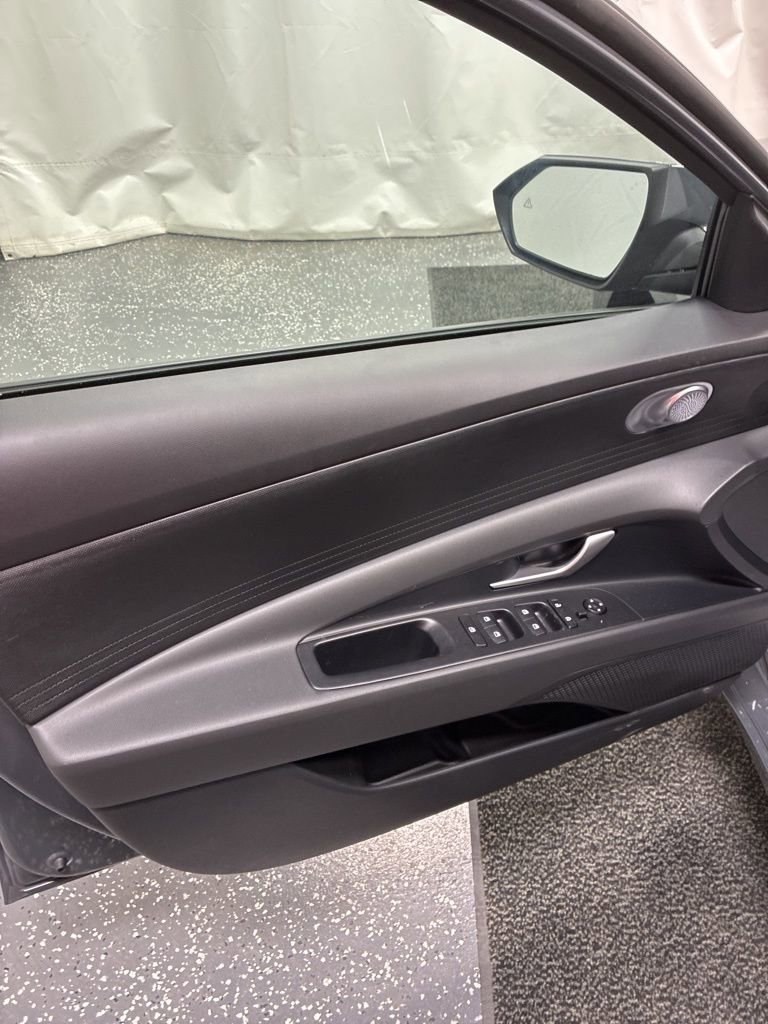 New 2026 Hyundai Elantra Blue image 11