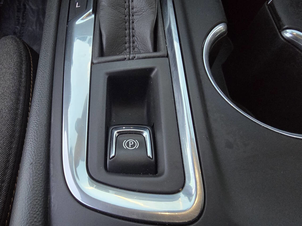 Used 2021 Chevrolet Equinox LT image 35