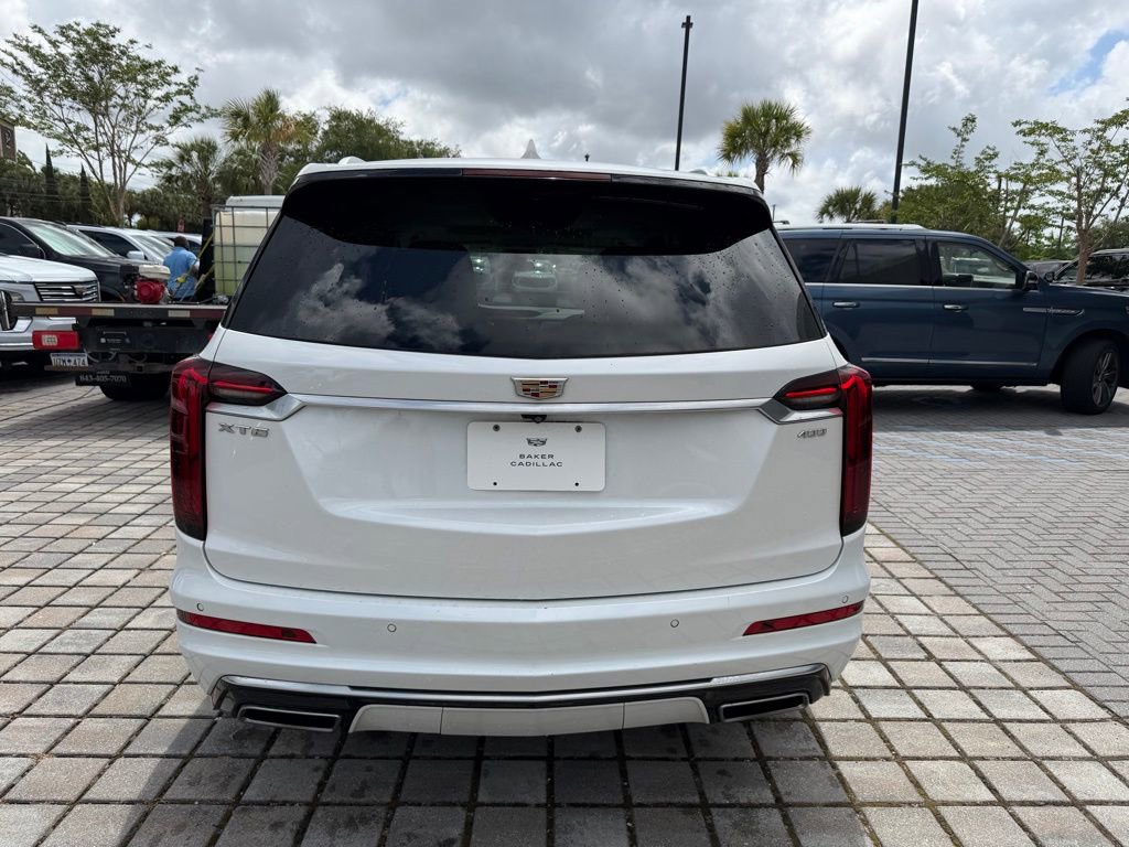 Used 2023 Cadillac XT6 Premium Luxury FWD image 6