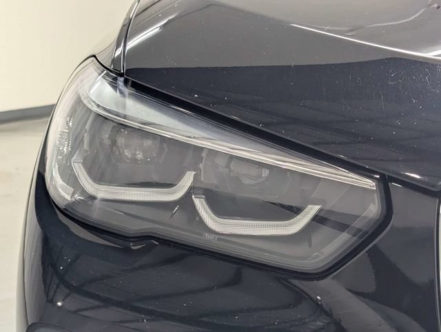 Used 2021 BMW X5 xDrive40i w/ Premium Package 2 AWD/4WD image 32