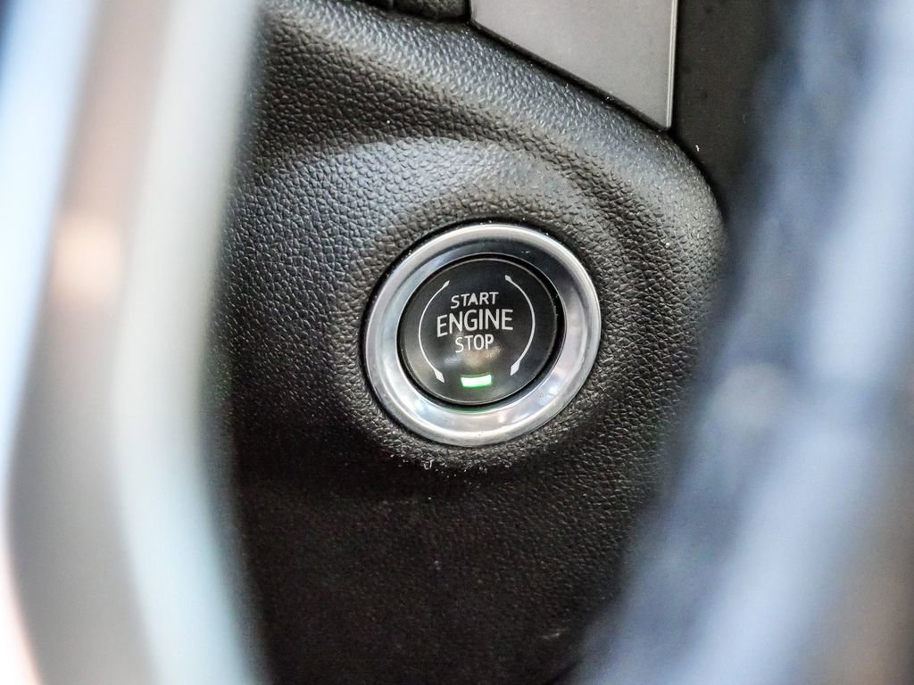 Used 2020 Chevrolet Silverado 1500 RST image 30