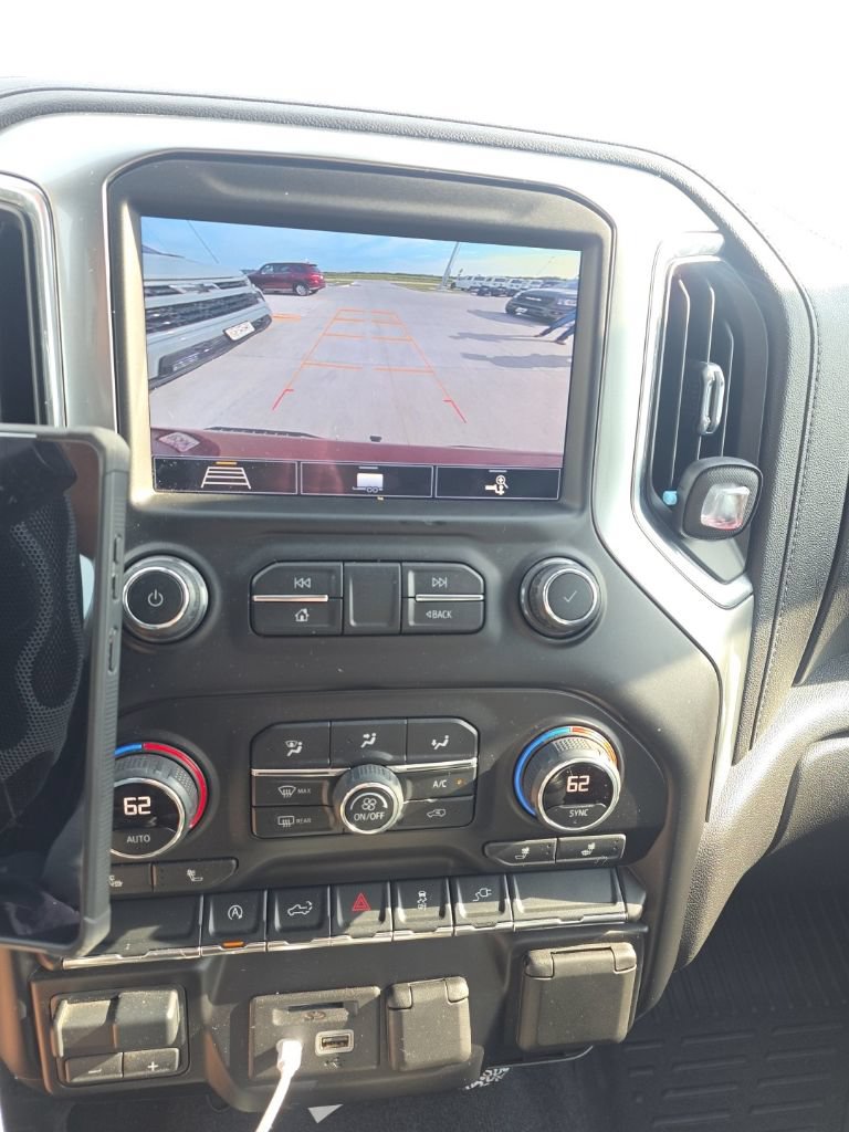 Used 2020 Chevrolet Silverado 1500 LT w/ All-Star Edition AWD/4WD image 17
