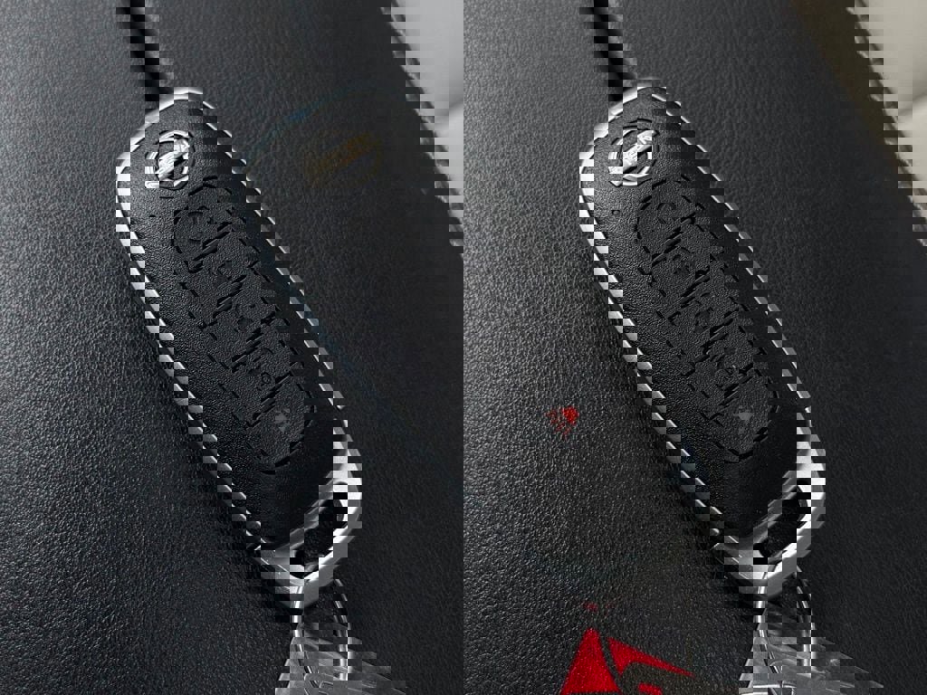 Used 2024 Nissan Rogue SV w/ SV Premium Package image 33